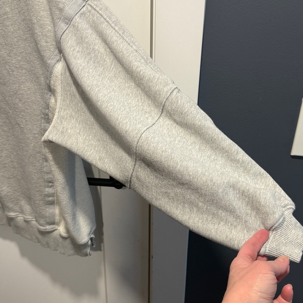 Aerie Big Chill Crewneck Sweatshirt Very Oversized - Picture 3 of 8
